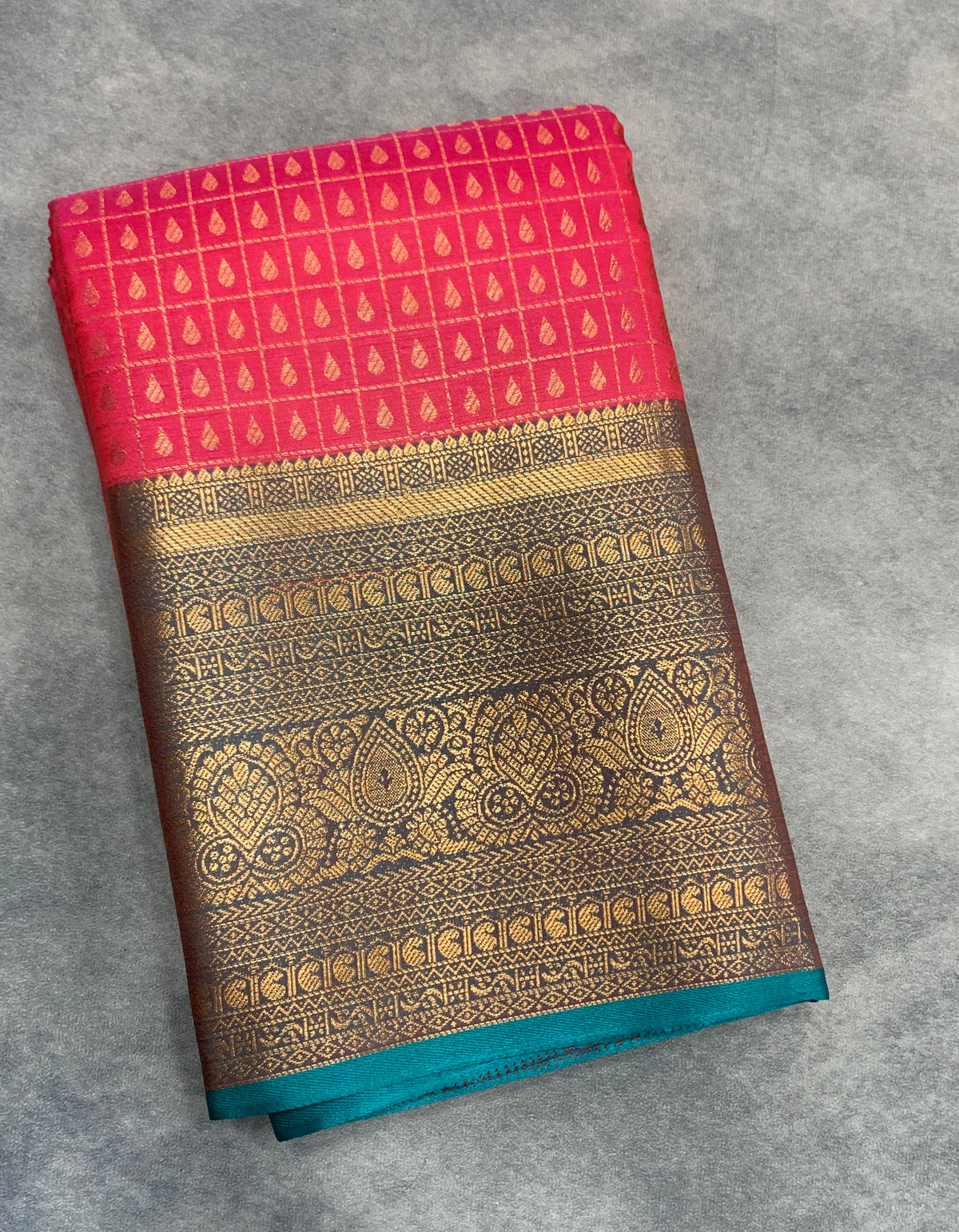 Tomato Pink Colour Kanchi Style Art Silk Saree with Rama Green Border and 1000 Butta