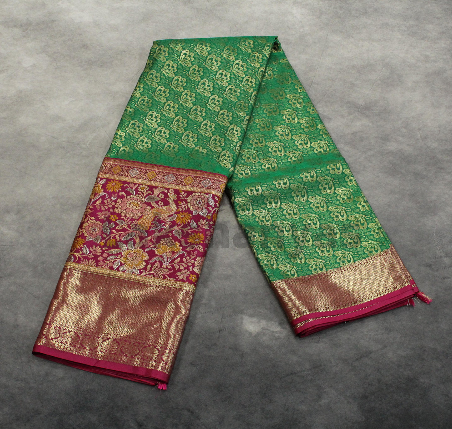 Green Semi Silk saree with Rettai pettu Pink border