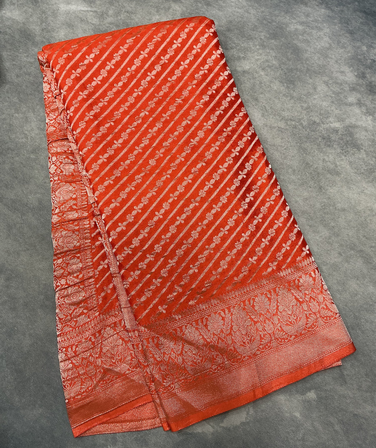 Kaddi Georgette Lehariya Saree in Orange Colour