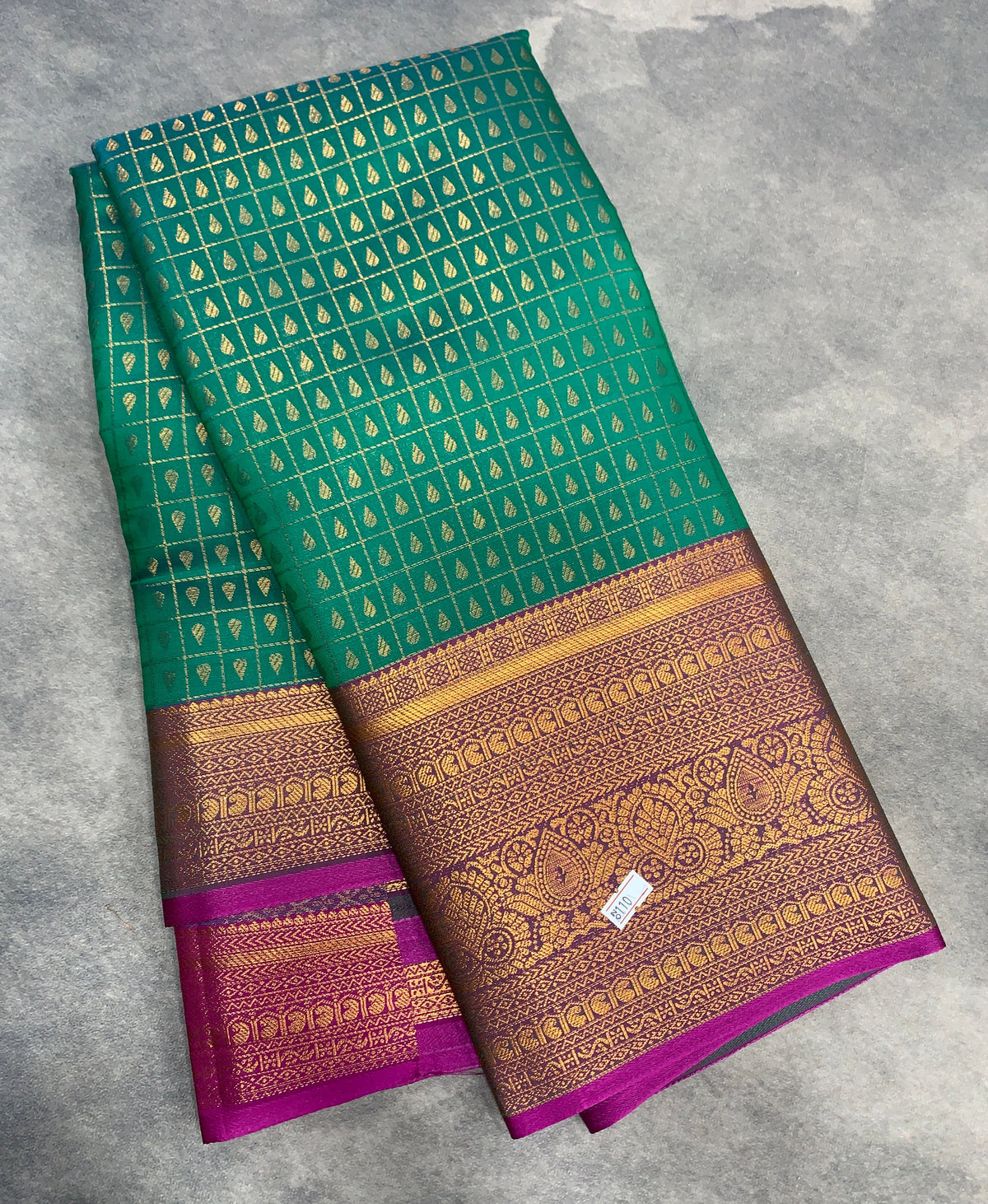 Green Colour Kanchi Style Art Silk Saree with Pink Border and 1000 Butta