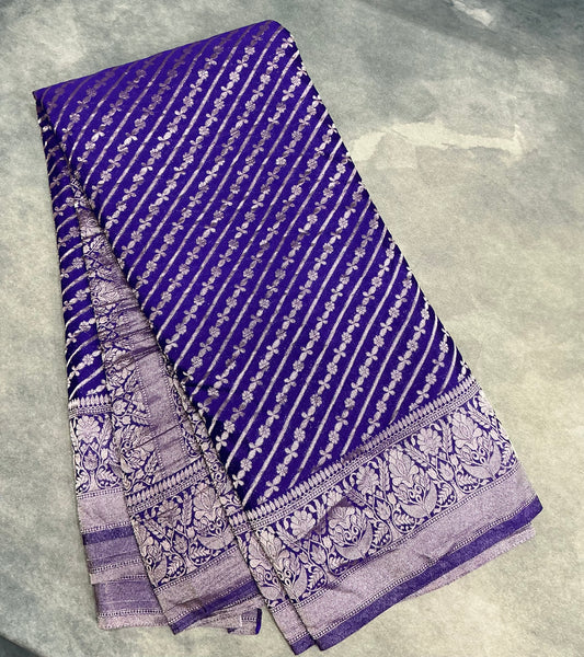 Kaddi Georgette Lehariya Saree in Violet Colour