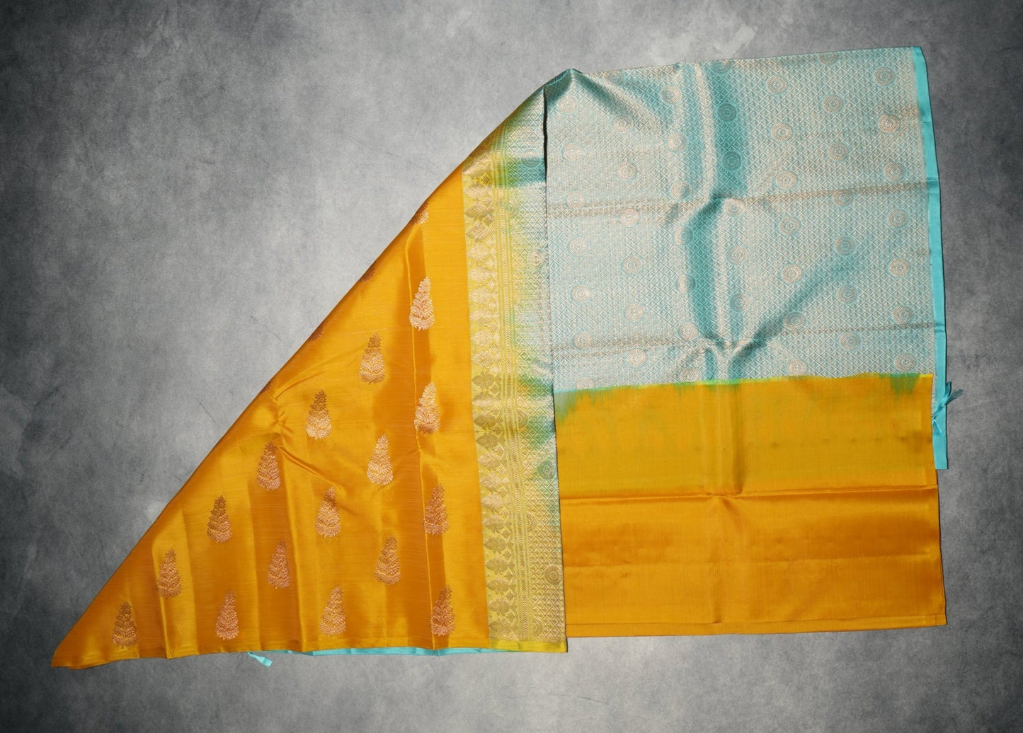 Borderless Golden Yellow Kanjivaram Pure Silk Saree