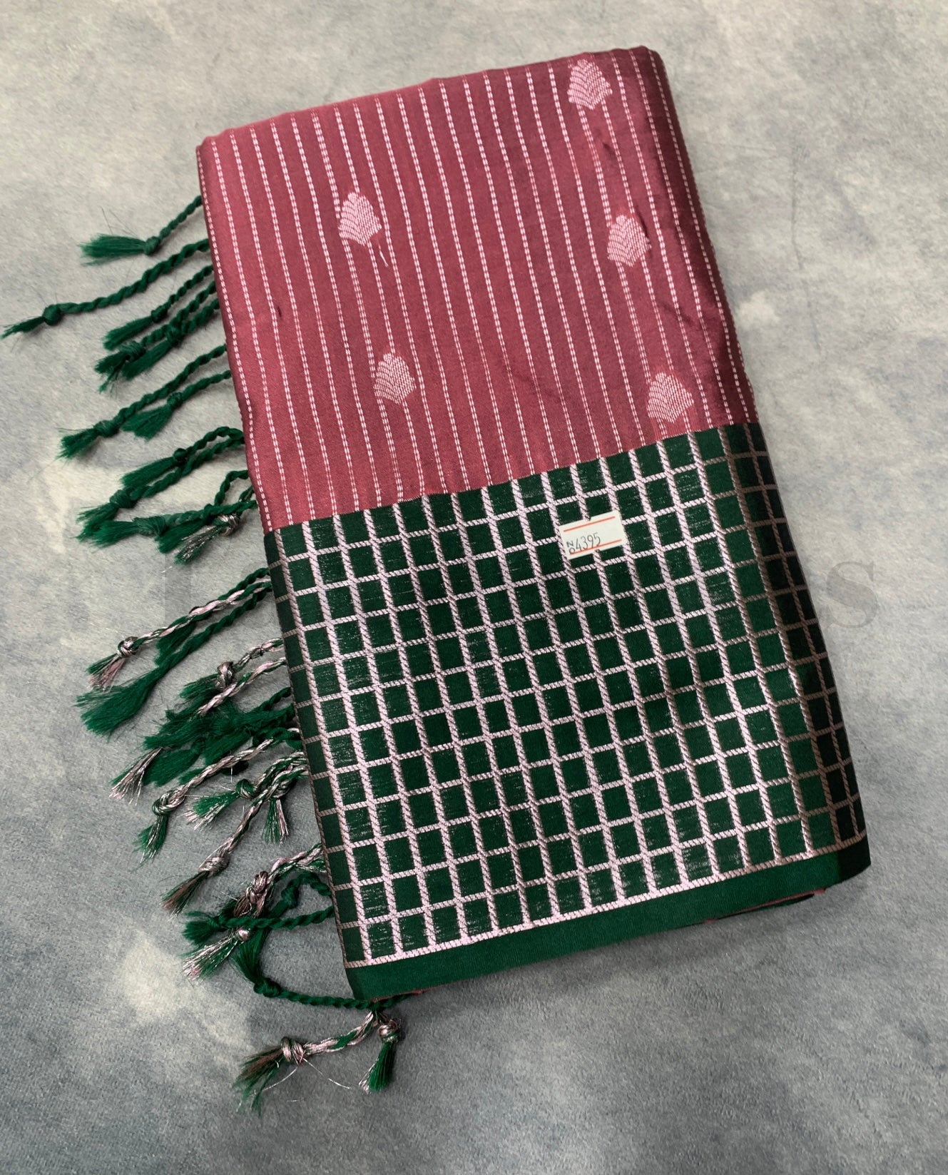 Onion Pink Colour Soft Silk Saree with Green Checked Border