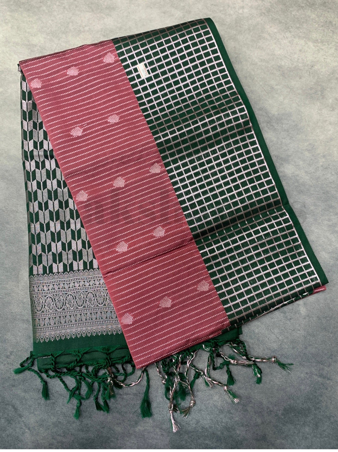 Onion Pink Colour Soft Silk Saree with Green Checked Border