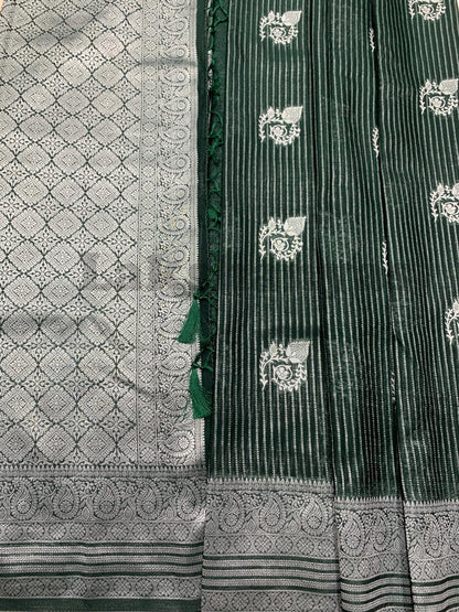 Green Colour Linen Silk Saree with Sliver Zari Border